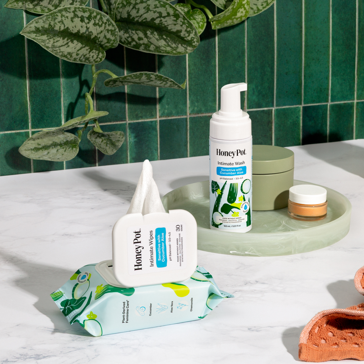 Sensitive with Cucumber Aloe Intimate Wash